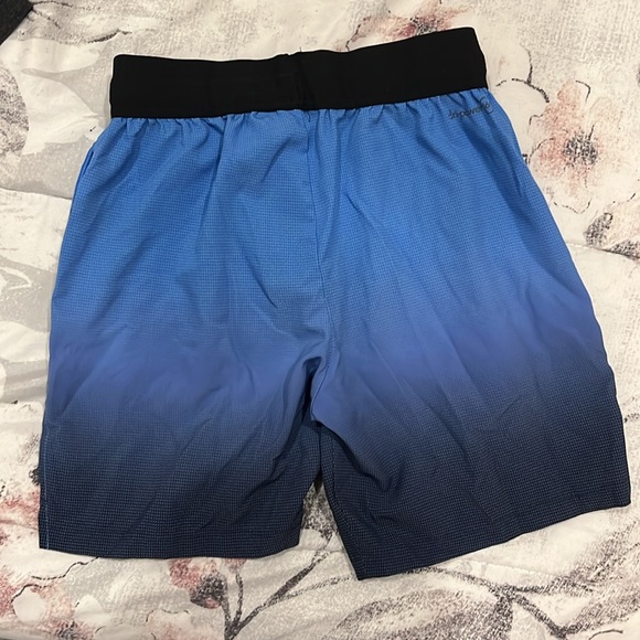 Russel gradient blue quick dry athletic boy shorts - Picture 2 of 7